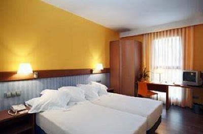 фото отеля Hotel Murrieta Logrono