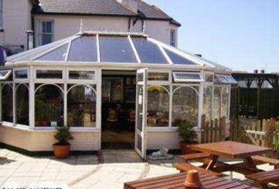 фото отеля The White Lion Hotel Seaford
