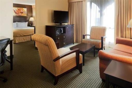 фото отеля Doubletree Hotel Dallas Market Center