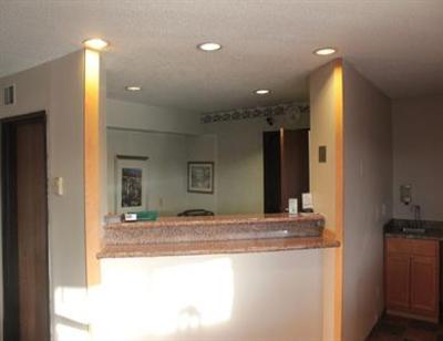 фото отеля Val U Stay Inn & Suites