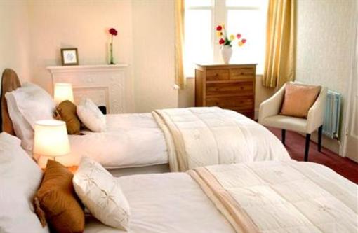 фото отеля Lakeview Guest House