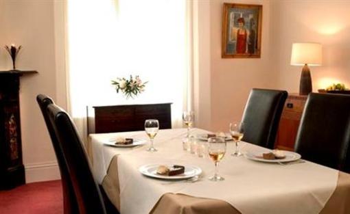 фото отеля Lakeview Guest House