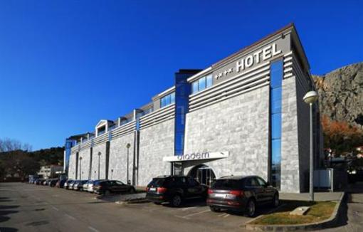 фото отеля Aparthotel Diadem