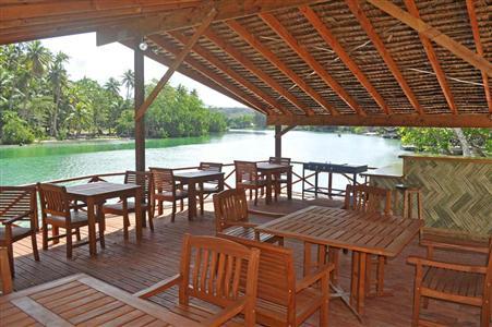 фото отеля Tropicana Lagoon Beach Apartments Port Vila