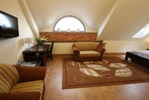 фото отеля Hotel Flora Tychy