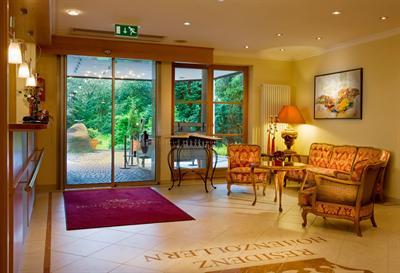 фото отеля Hotel & Residenz Hohenzollern