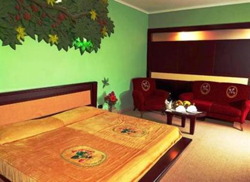фото отеля Naturland Forest Resort Camyuva