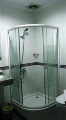 фото отеля Bagus Inn Cirebon