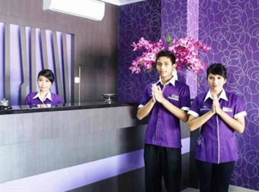 фото отеля Bagus Inn Cirebon