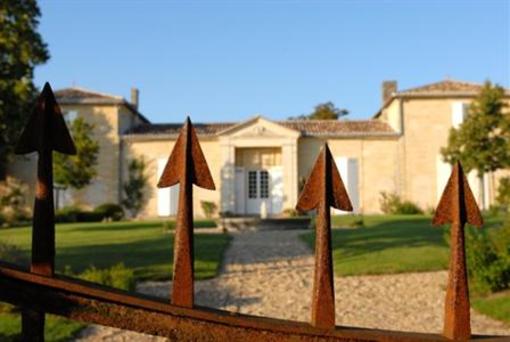 фото отеля Chateau Belles Graves
