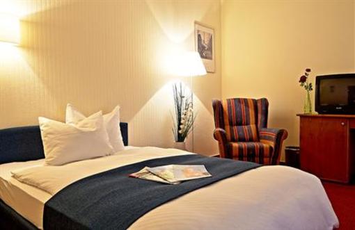 фото отеля Hotel Moritz an der Elbe