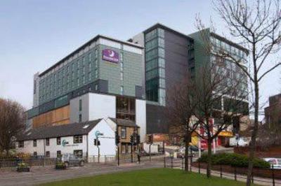 фото отеля Premier Inn Barnsley Central M1 J37