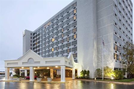 фото отеля Doubletree St. Louis at Westport