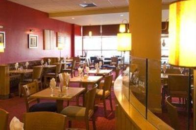 фото отеля Premier Inn West Bromwich Central