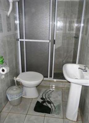 фото отеля Residencial Azaleas Place Guest House