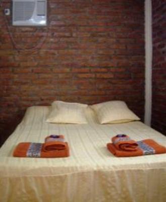 фото отеля Residencial Azaleas Place Guest House