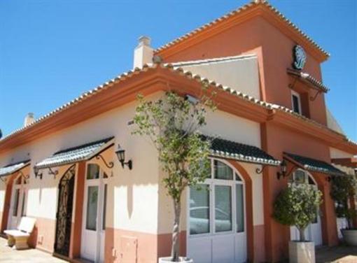 фото отеля Hostal El Jardin