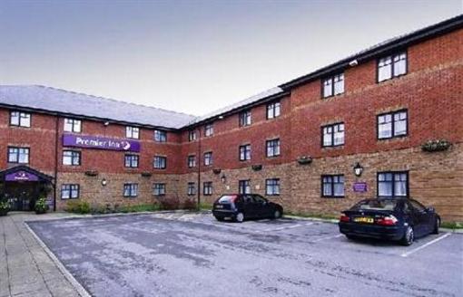 фото отеля Premier Inn Hyde