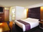 фото отеля Premier Inn Hyde