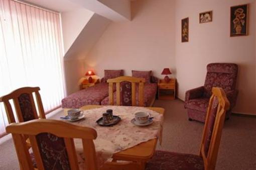 фото отеля Arkad Apartman