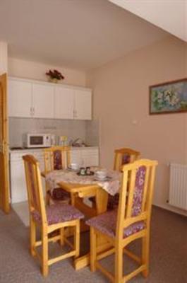 фото отеля Arkad Apartman