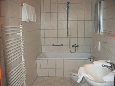 фото отеля Hotel Garni Eden Seebad Ahlbeck
