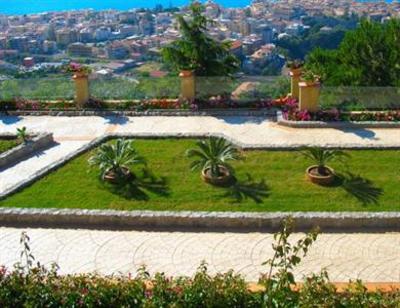 фото отеля Villaggio L'Olivara Hotel Tropea