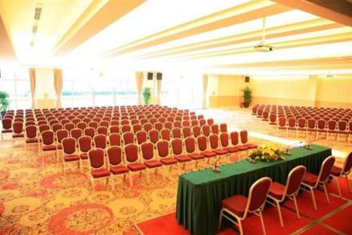 фото отеля Jiaxin Conifer Hotel Shunde Foshan