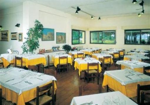фото отеля Residence Vecchio Granaio Magione