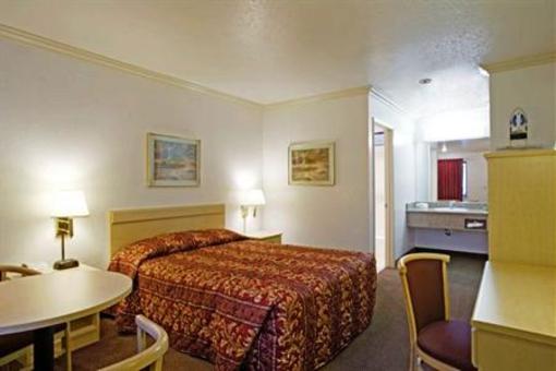 фото отеля Rodeway Inn Martinez