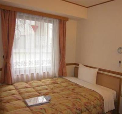 фото отеля Toyoko Inn Osaka Semba
