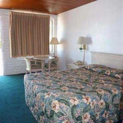 фото отеля Royal Crest Motel