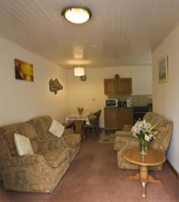 фото отеля Bamham Farm Cottages