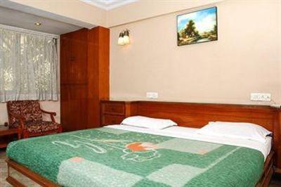 фото отеля Hotel Centra Ahmedabad