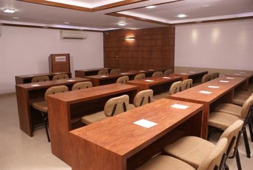 фото отеля Hotel Centra Ahmedabad