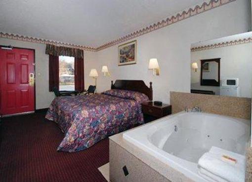 фото отеля Econo Lodge Helen