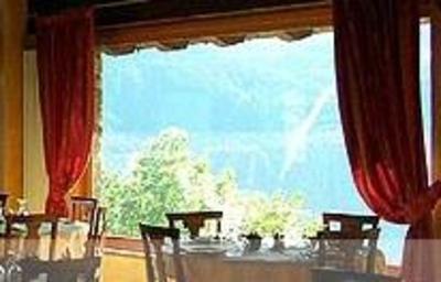 фото отеля Hotel Les Combes