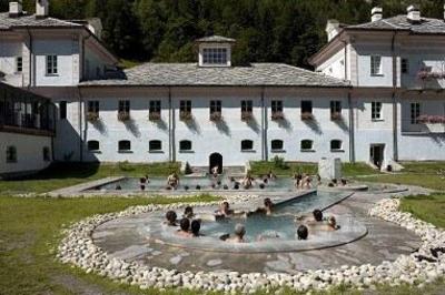 фото отеля Hotel Les Combes