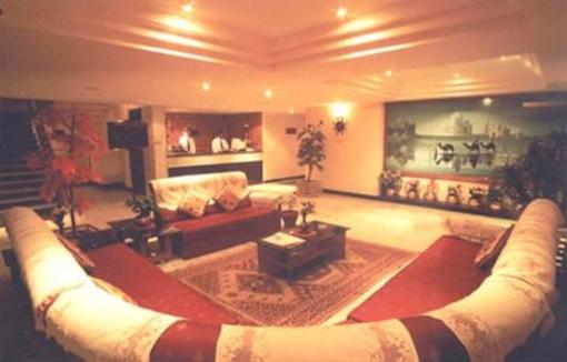 фото отеля Hotel Grand Palace Kodaikanal