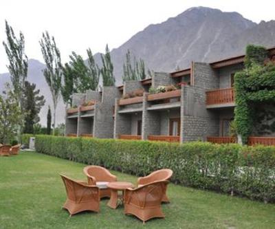 фото отеля Gilgit Serena Hotel