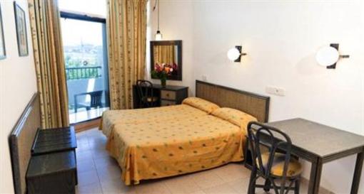 фото отеля Apartamentos Riviera