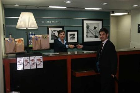 фото отеля Hampton Inn Hilton Monterrey Galerias Obispado