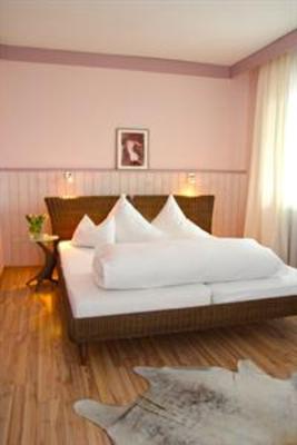 фото отеля Hotel Forelle Garni