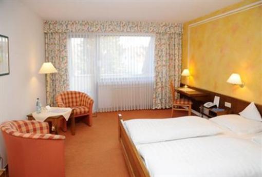 фото отеля Hotel Restaurant Spessartstuben