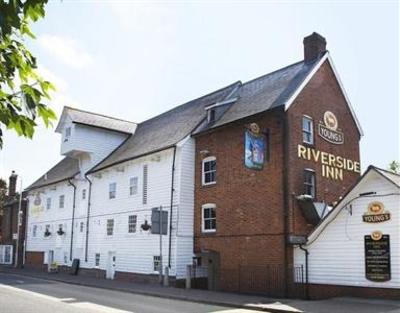 фото отеля The Riverside Inn Chelmsford