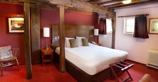 фото отеля The Riverside Inn Chelmsford