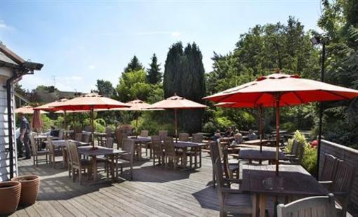 фото отеля The Riverside Inn Chelmsford