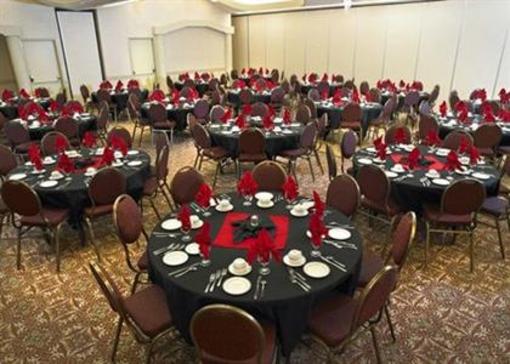 фото отеля Quality Hotel Grande Prairie