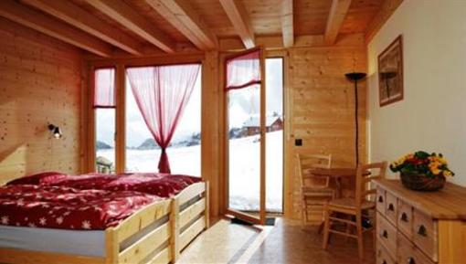 фото отеля l'Epicea Bed & Breakfast Leysin
