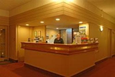 фото отеля Angus Inn Hotel